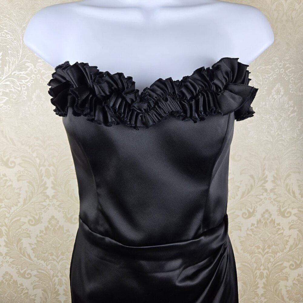 White House Black Market Size 2 Black Cocktail Dress Ruffle Sweetheart Neck - Picture 2 of 14